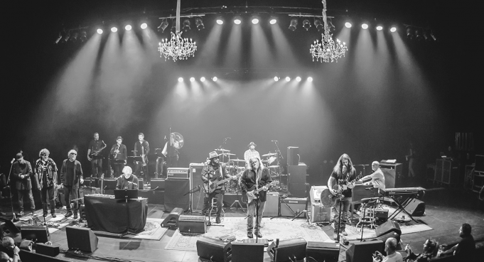 The Last Waltz Tour: Warren Haynes & Jamey Johnson at Coca-Cola Roxy