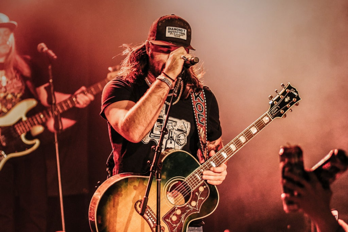 Koe Wetzel at Coca-Cola Roxy